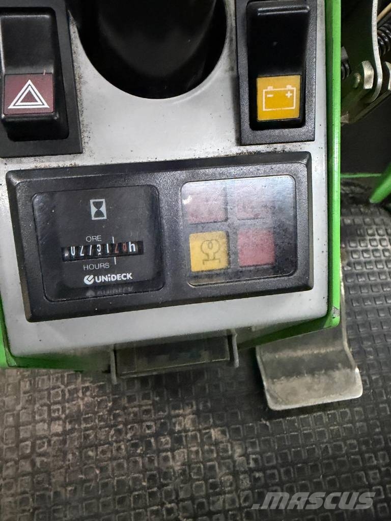 Egholm FH2 - 2100 - II Cestni pometači