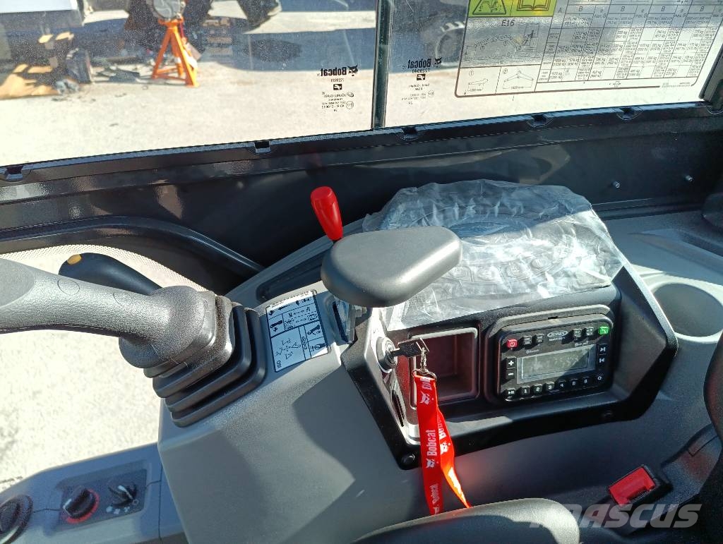 Bobcat E 16 Mini bagri <7t