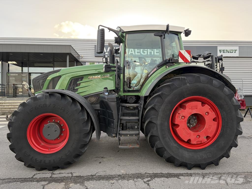Fendt 939 VARIO PROFI + Tractors