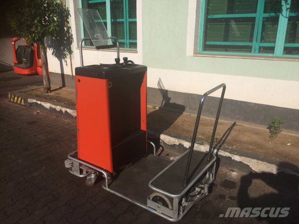 BT ERGOMOVER 608 AC-TT V-2714 EO Batterijen
