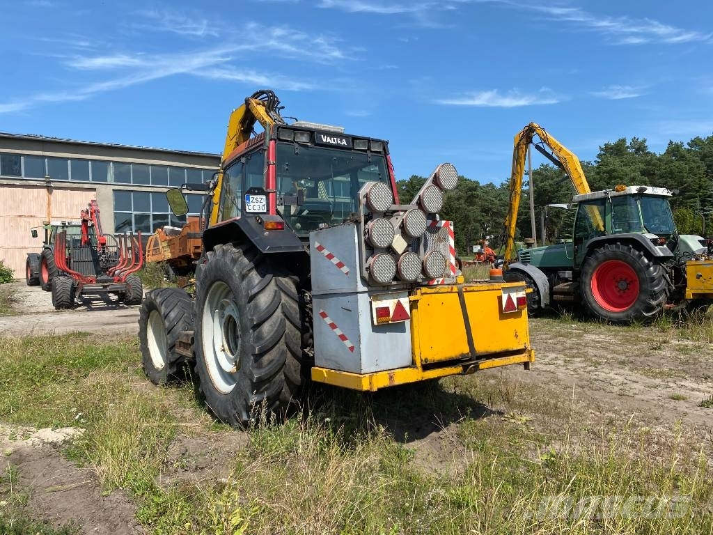 Valtra 6350 拖拉机/农用车