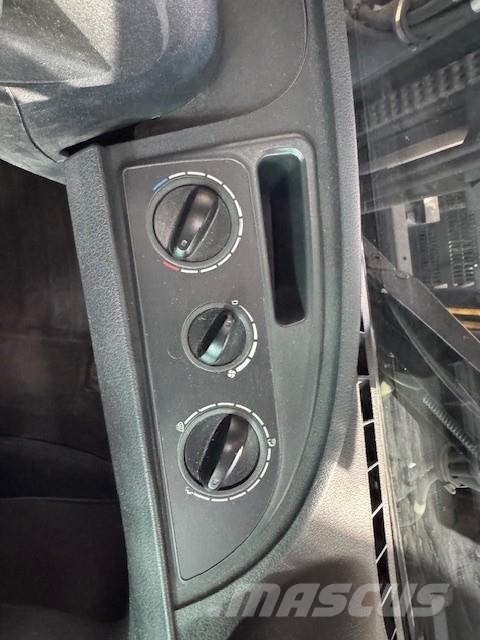 Still RX60-50/600 電動堆高機
