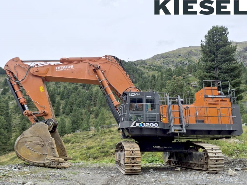 Hitachi EX 1200-7 履带挖掘机