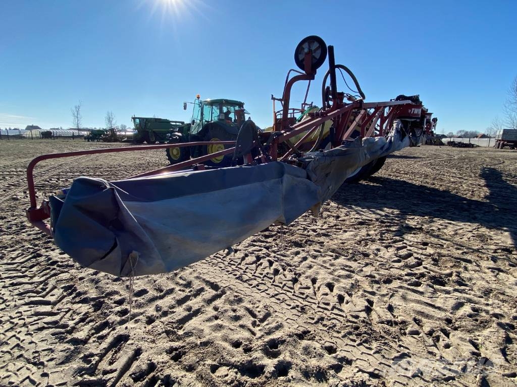 Hardi Commander 2800 Plus Tažené postřikovače