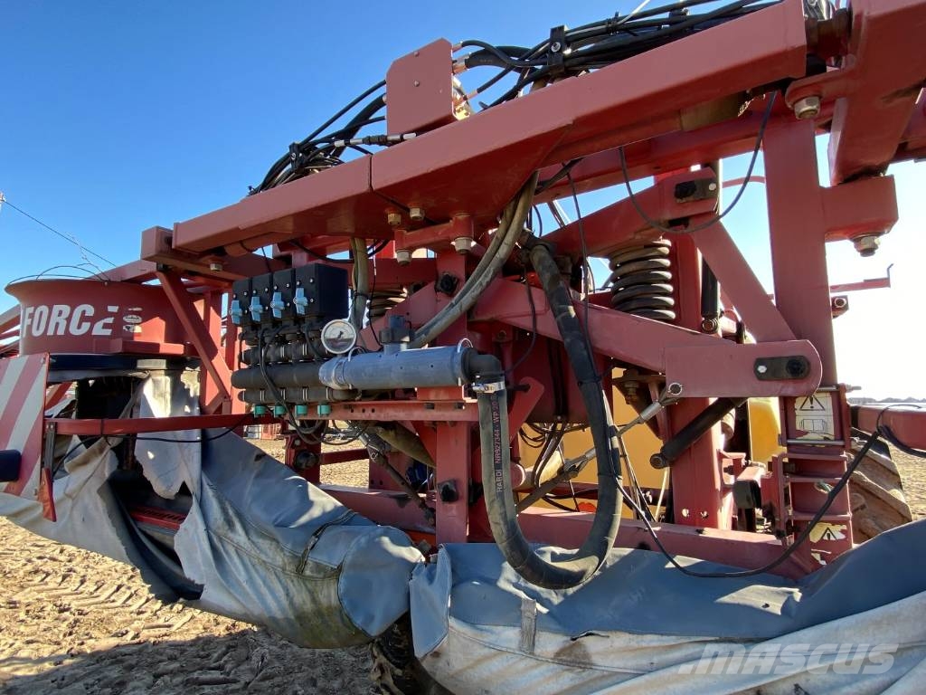 Hardi Commander 2800 Plus Tažené postřikovače
