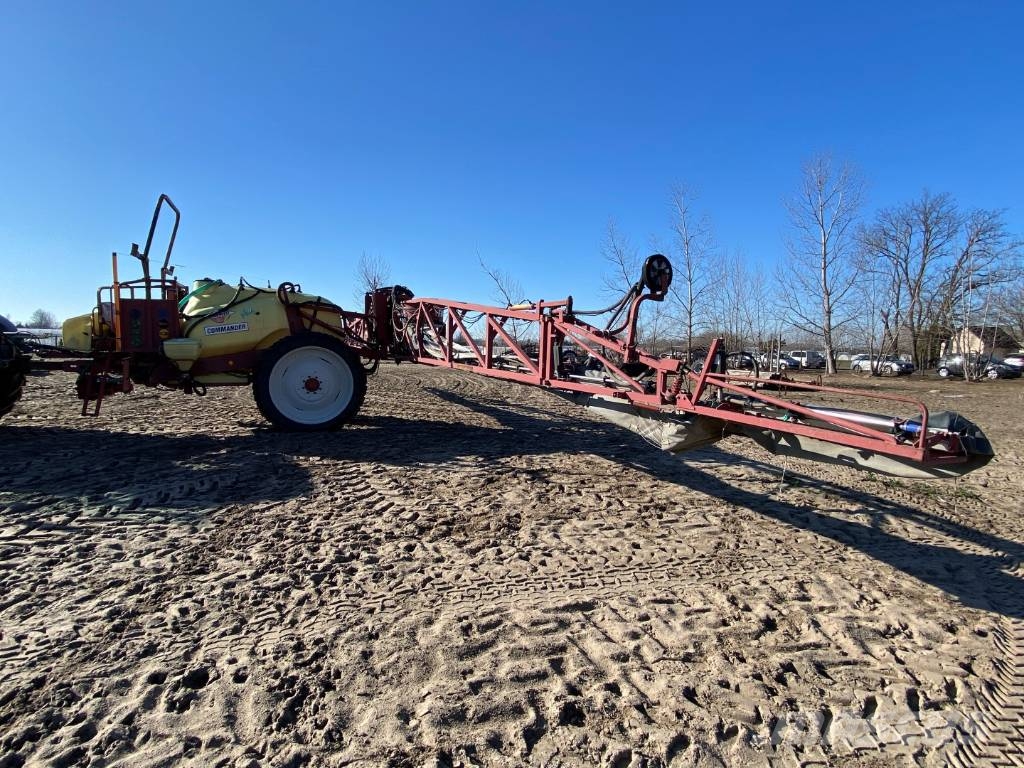 Hardi Commander 2800 Plus Tažené postřikovače