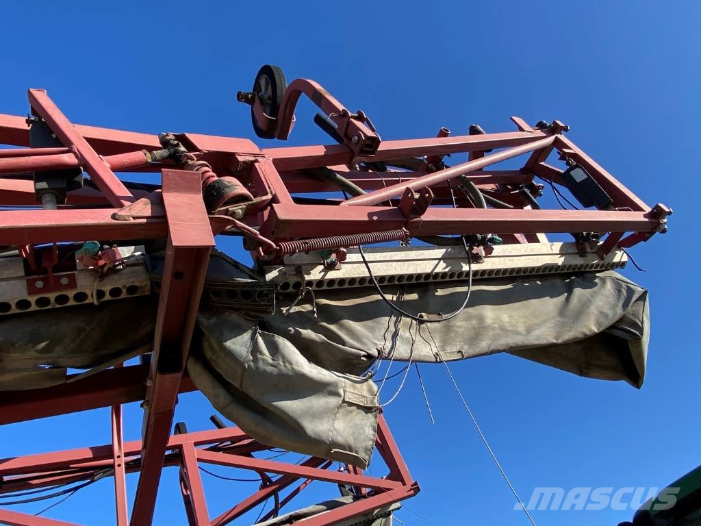 Hardi Commander 2800 Plus Tažené postřikovače