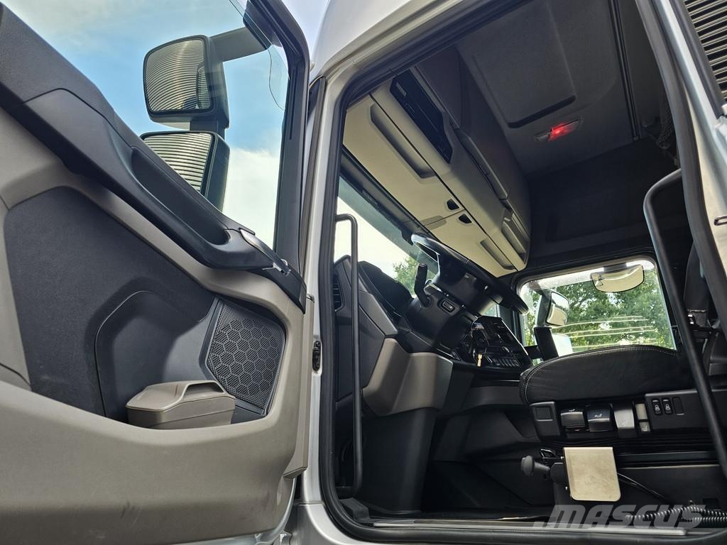 Scania S770 8x4 / 180.000 KG / HYDRAULIC Other trucks