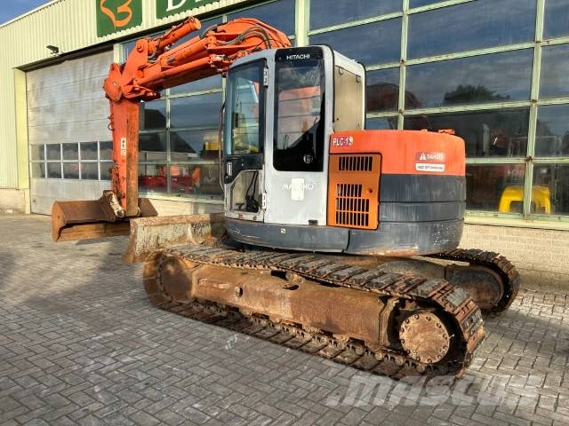 Hitachi EX 135 UR-5 حفارات زحافة