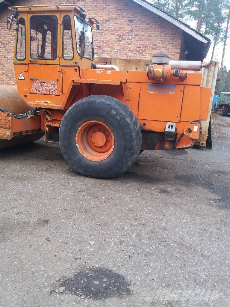 Hamm 2411 SD Rodillos de un solo tambor