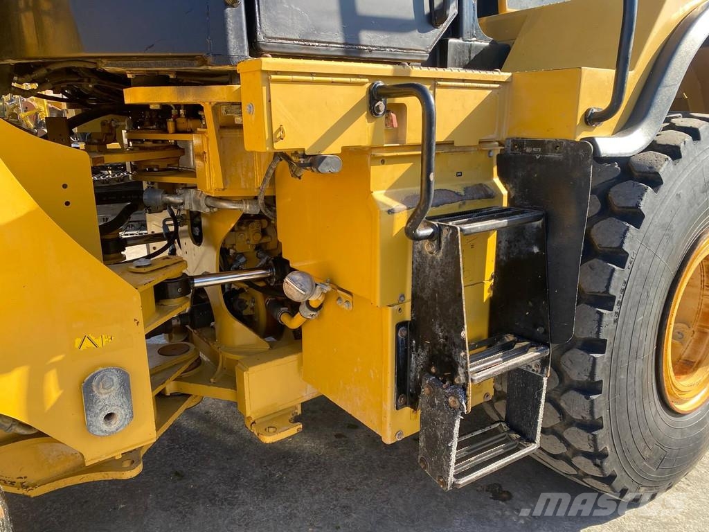CAT 962K . Radlader