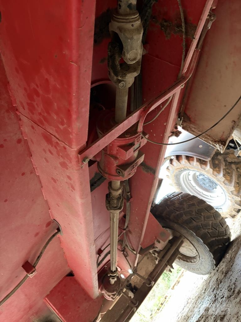 Trioliet Solomix 2 Feeders