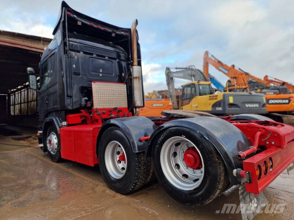 Scania R580 V8 وحدات الجر
