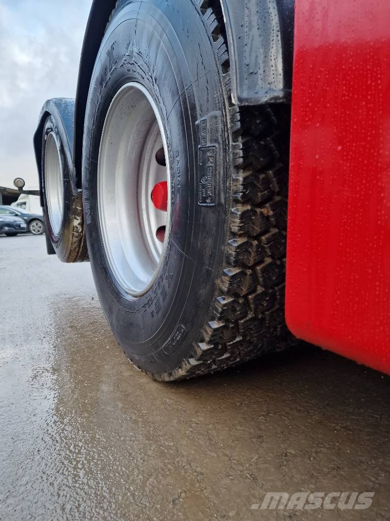 Scania R580 V8 وحدات الجر
