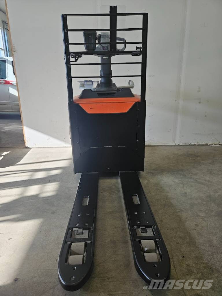 Toyota LPE 200 li-ion Elektriline alusesiirdaja