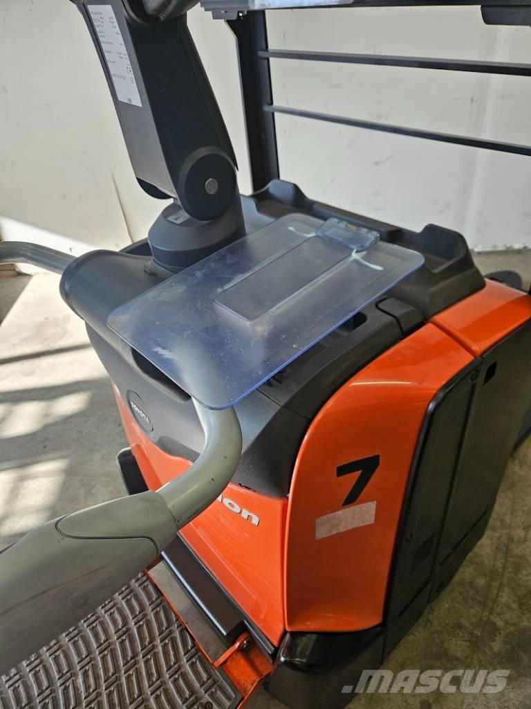 Toyota LPE 200 li-ion Elektriline alusesiirdaja
