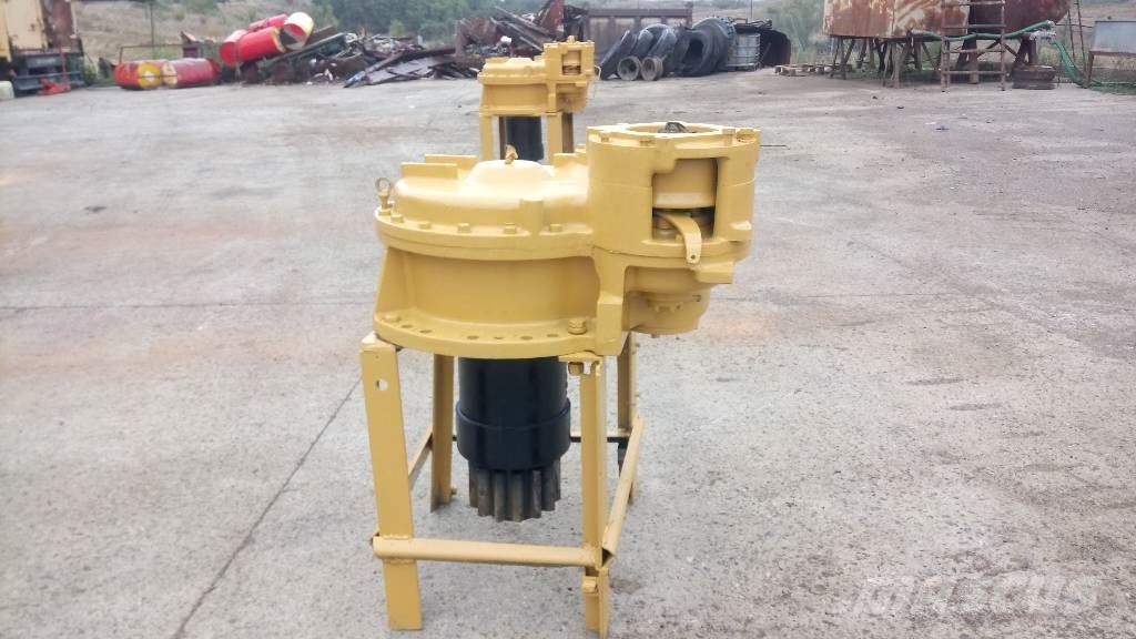 CAT 245 Transmissie