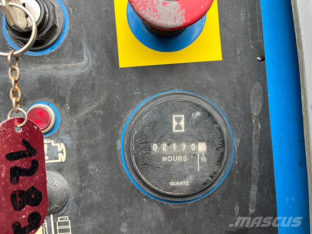 Genie S 45 Trax 伸縮臂高空作業車