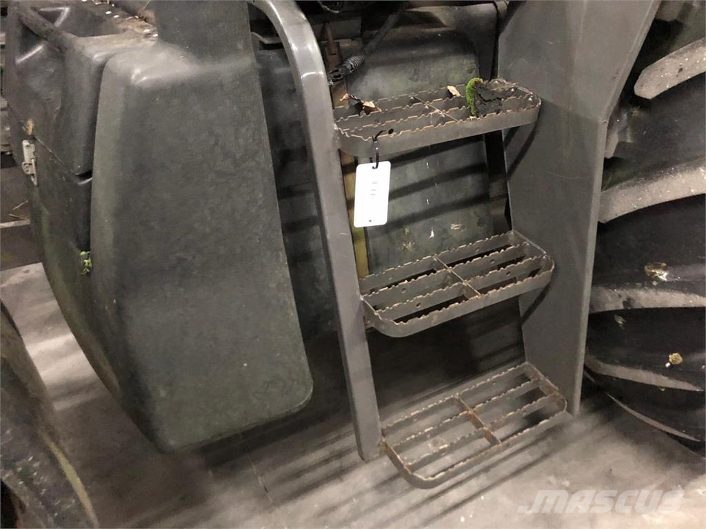 CLAAS Ares 700 Series Tractors