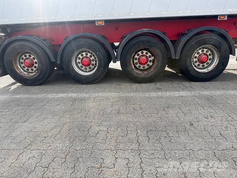 Kel-Berg Tipper / Kippauflieger 37 m3 Semi-trailer med tip