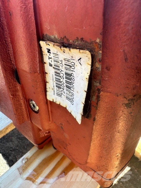 Eaton POMPA HYDRAULICZNA X 2 SILNIK JAZDY 液压
