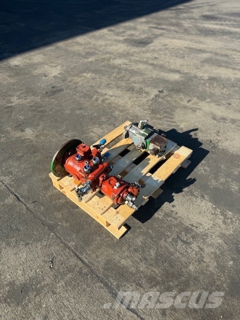 Eaton POMPA HYDRAULICZNA X 2 SILNIK JAZDY 液压