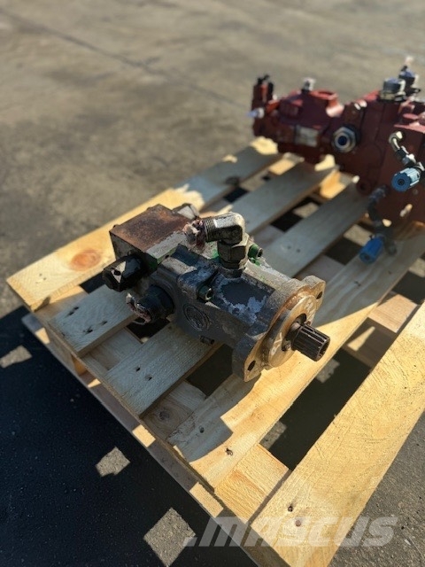 Eaton POMPA HYDRAULICZNA X 2 SILNIK JAZDY 液压