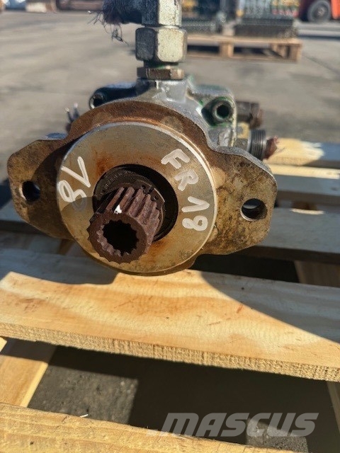 Eaton POMPA HYDRAULICZNA X 2 SILNIK JAZDY 液压