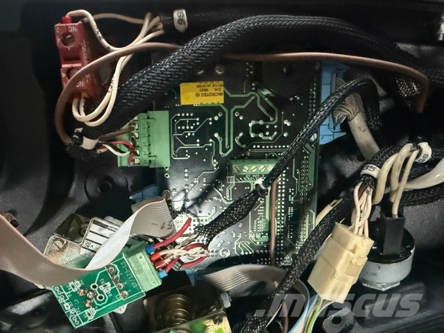 Prinoth ELECTRIC PARTS إلكترونيات