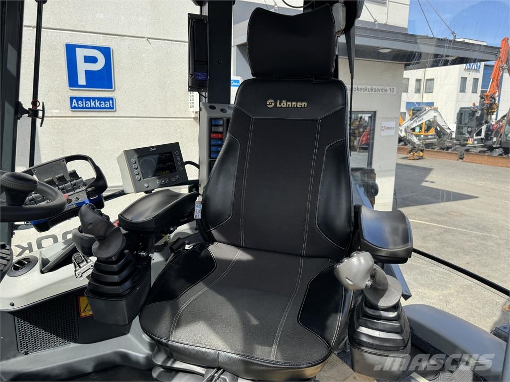 Lännen 8600K Εκσκαφείς Φορτωτές τύπου JCB