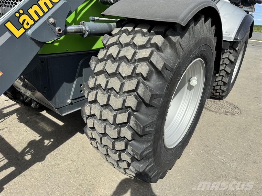 Lännen 8600K Εκσκαφείς Φορτωτές τύπου JCB