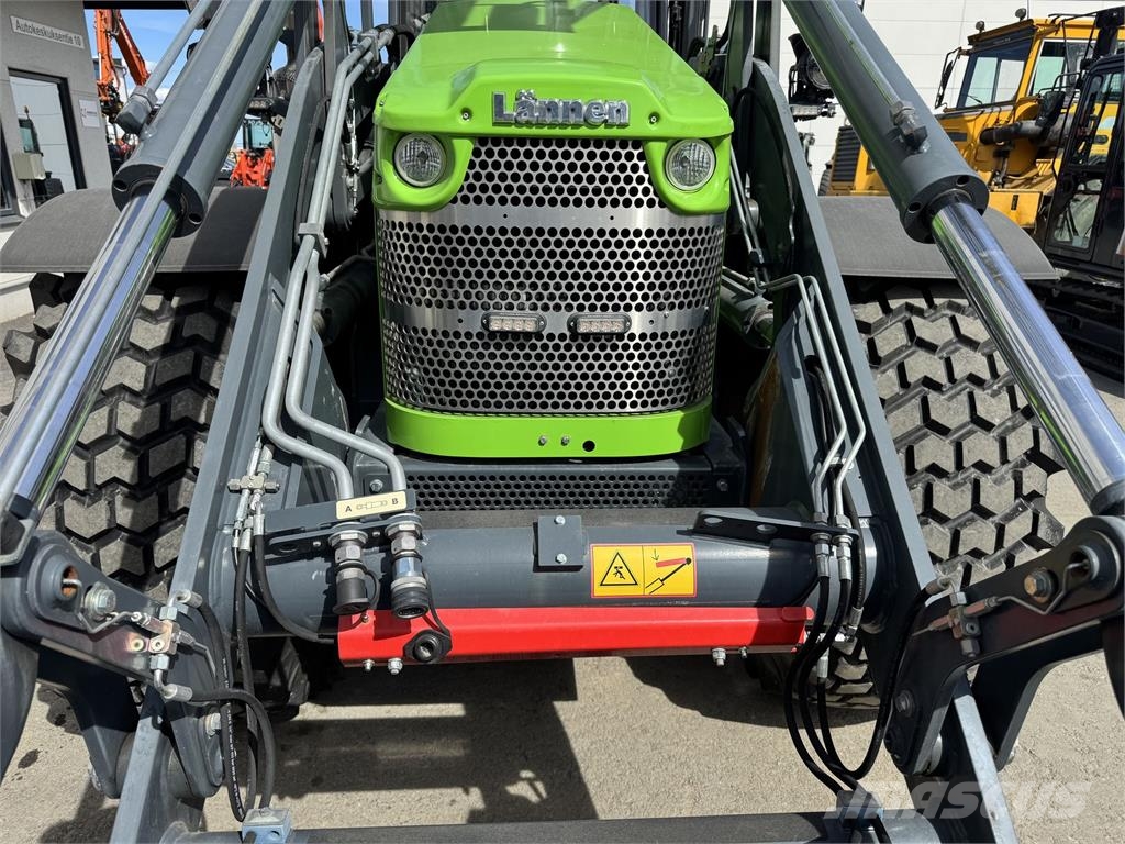 Lännen 8600K Εκσκαφείς Φορτωτές τύπου JCB