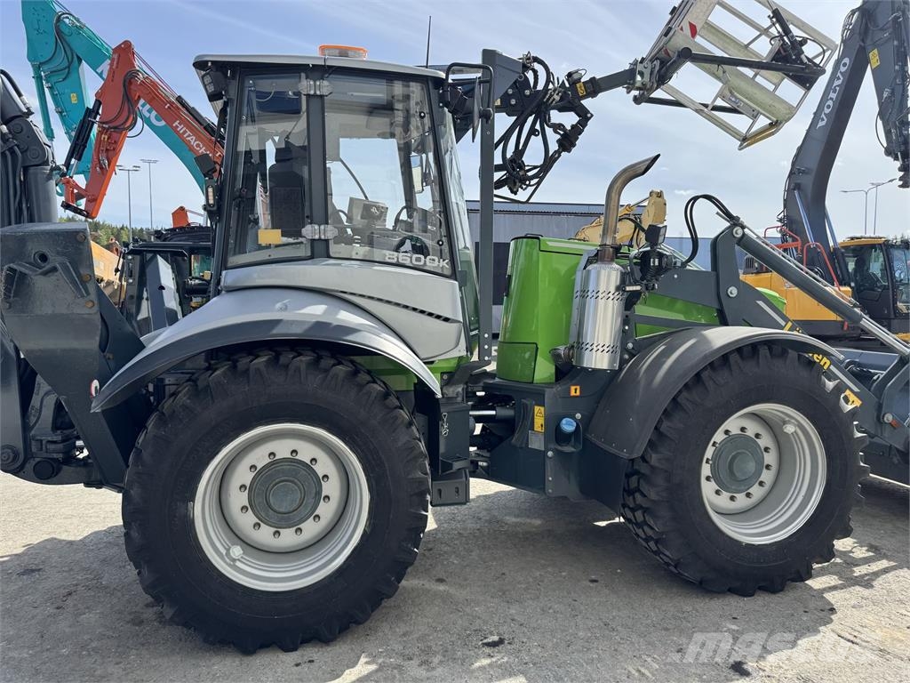 Lännen 8600K Εκσκαφείς Φορτωτές τύπου JCB
