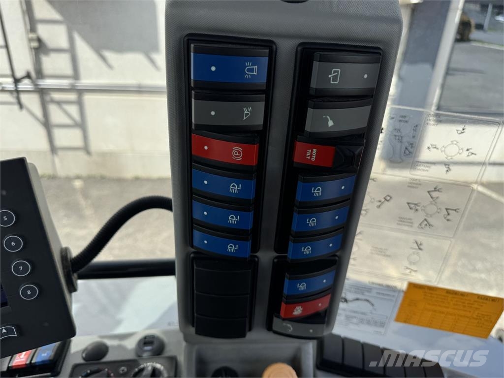 Lännen 8600K Εκσκαφείς Φορτωτές τύπου JCB