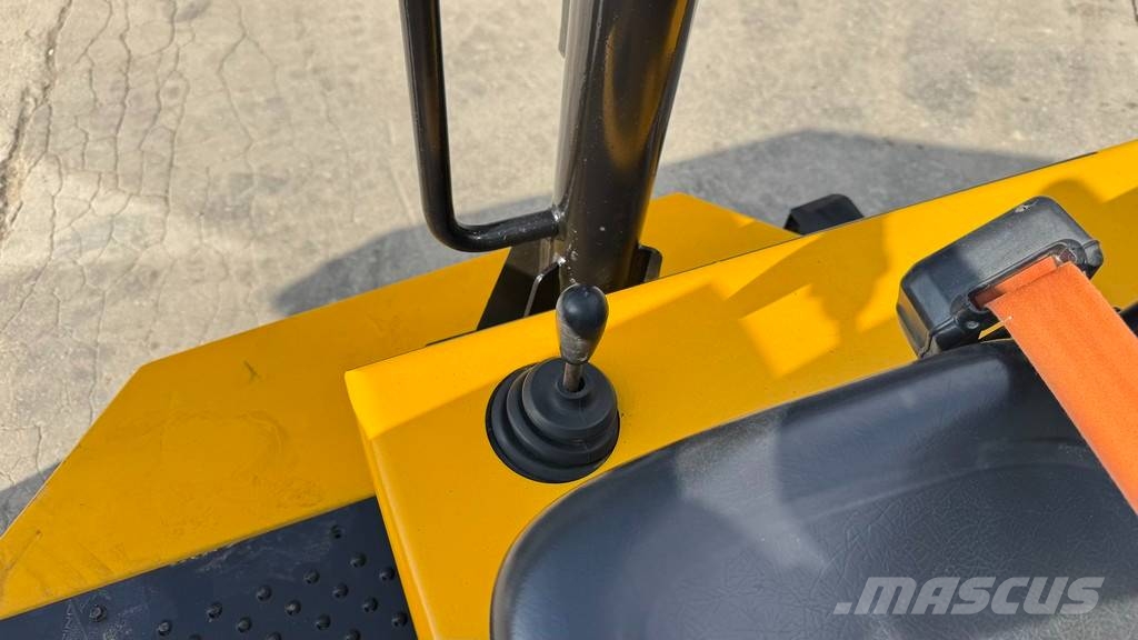 JCB 3T-1 - 2019 YEAR Странични самосвали