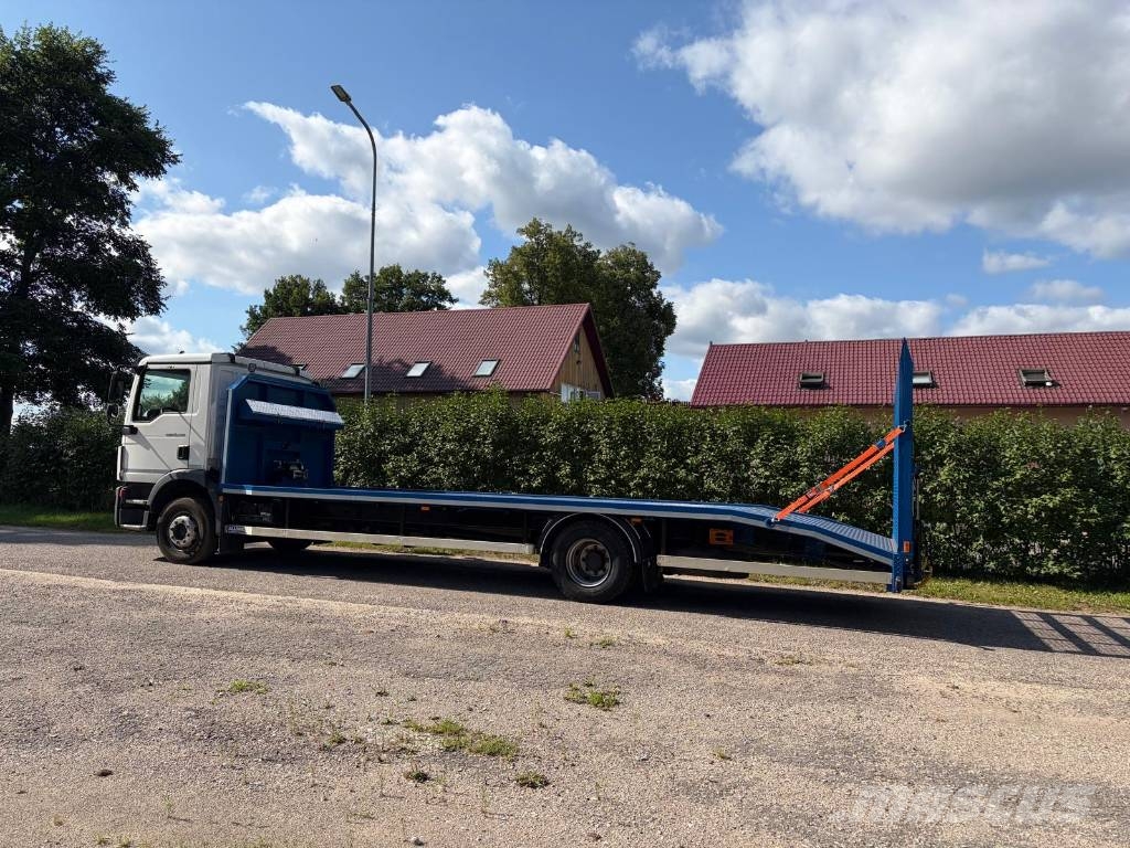 MAN TGM 15.250 Remorque porte engin