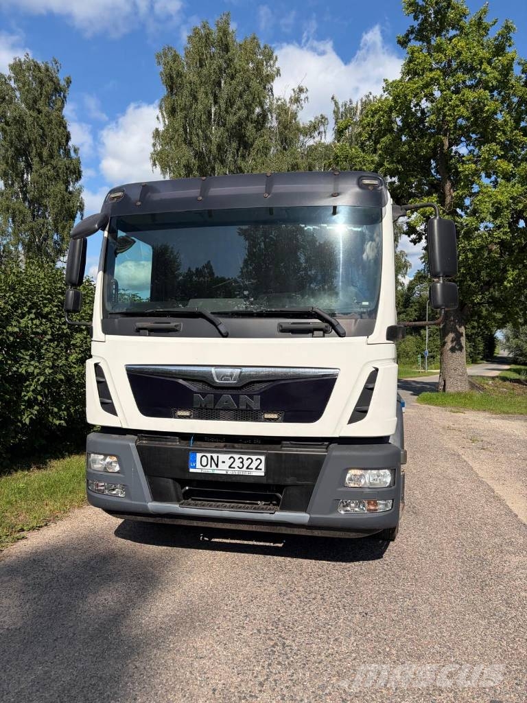 MAN TGM 15.250 Remorque porte engin
