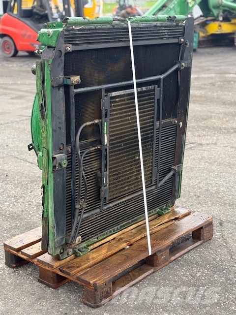 Liebherr R 944 B USED COOLER Hűtők