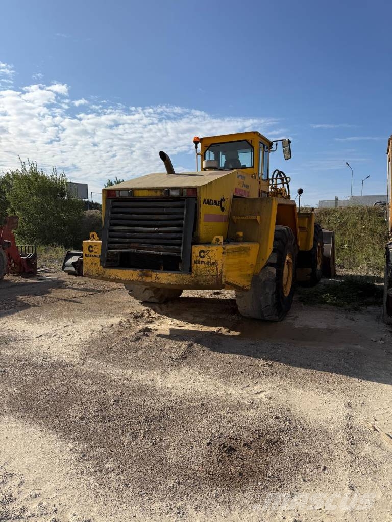 Kaelble Baumaschinen 3280 Kolesni nakladalci