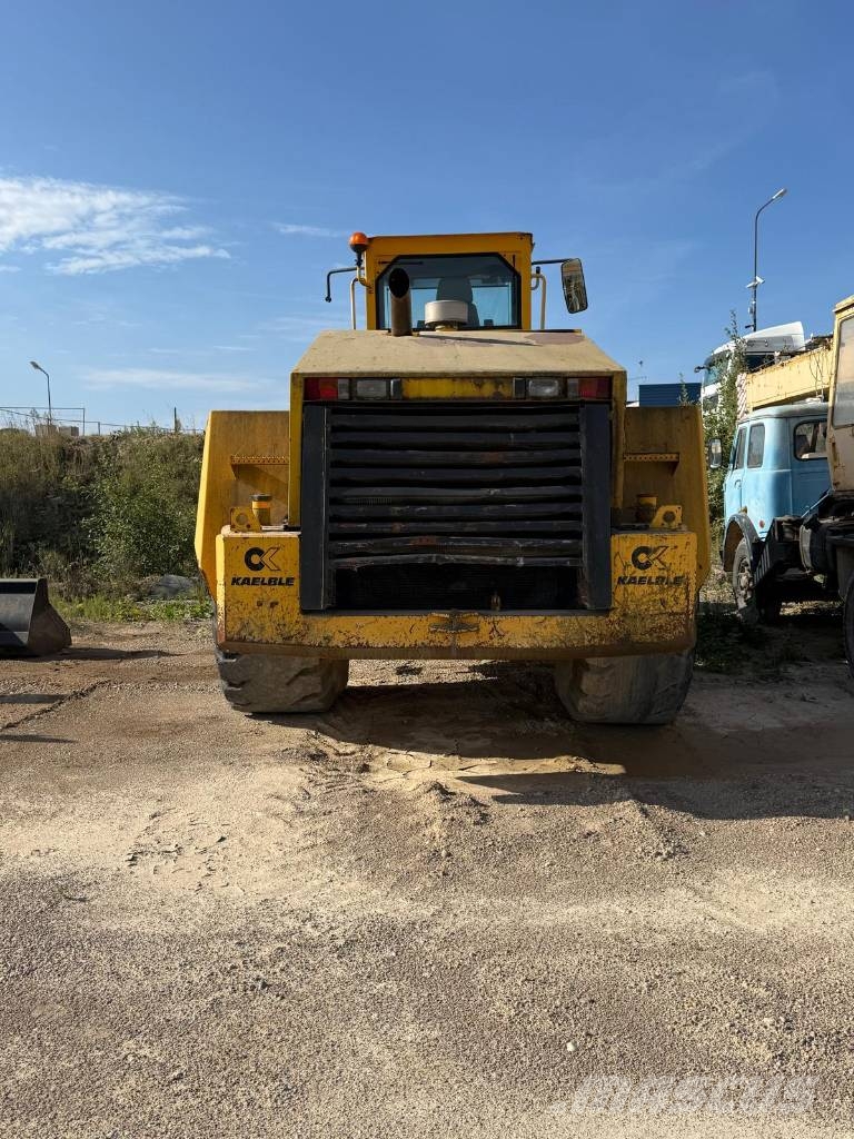 Kaelble Baumaschinen 3280 Kolesni nakladalci
