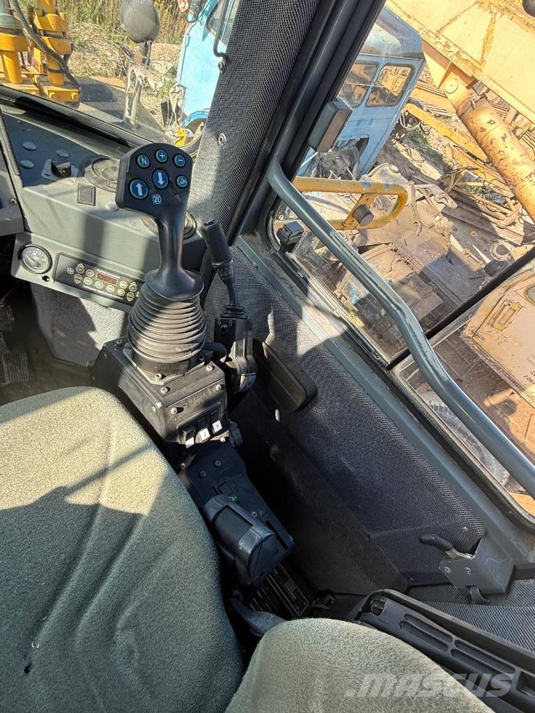 Kaelble Baumaschinen 3280 Kolesni nakladalci