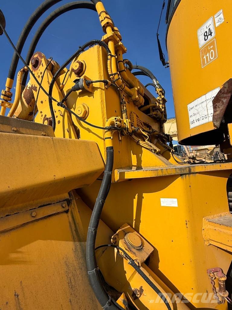 Kaelble Baumaschinen 3280 Kolesni nakladalci