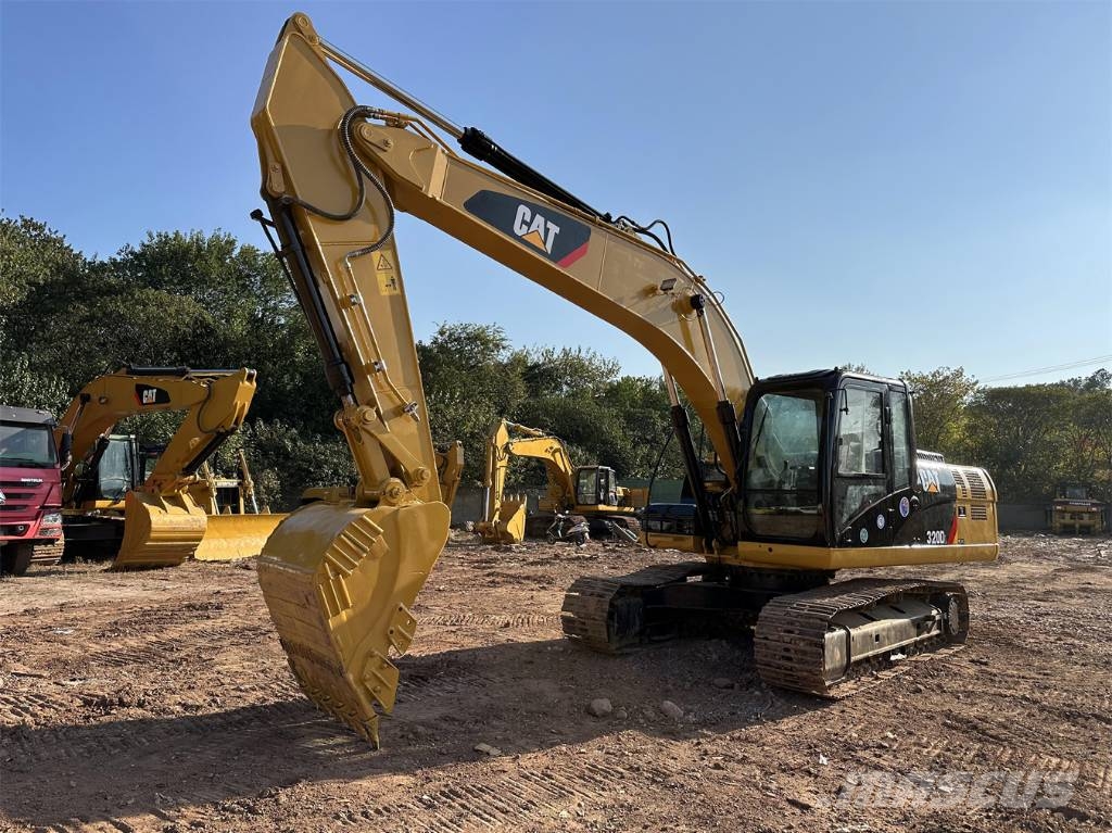 CAT 320D Верижен екскаватор