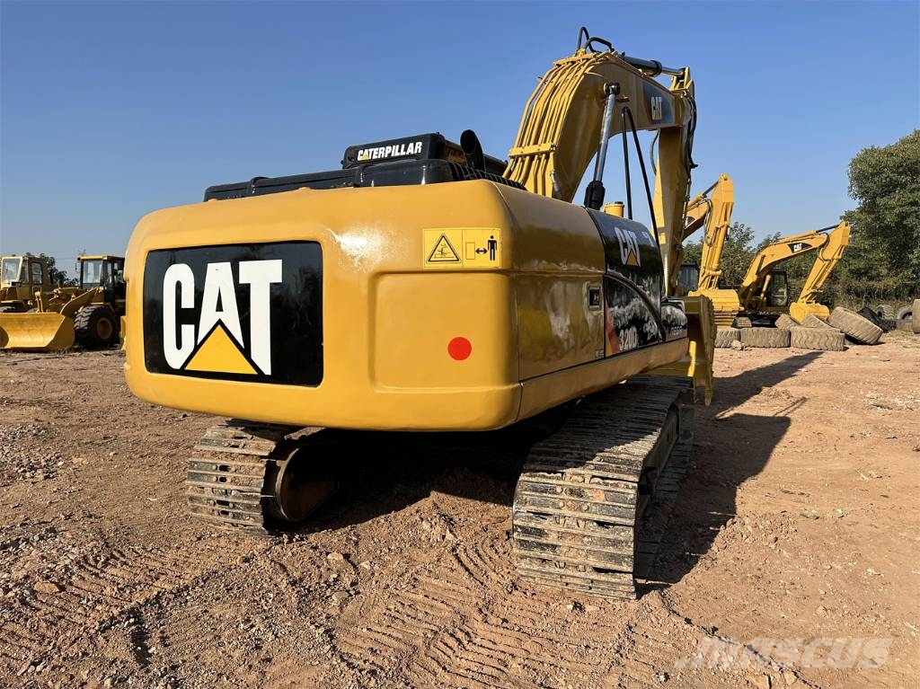 CAT 320D Верижен екскаватор
