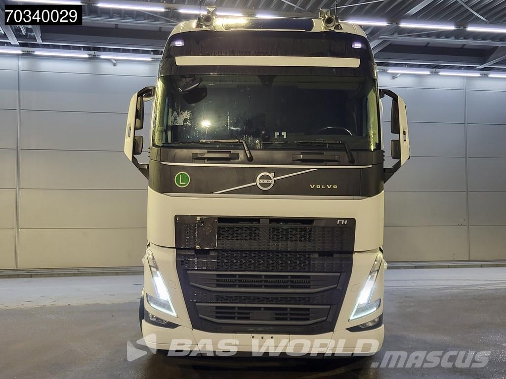 Volvo FH 500 4X2 XL 2xTanks Navi Standklima ACC Motrici e Trattori Stradali