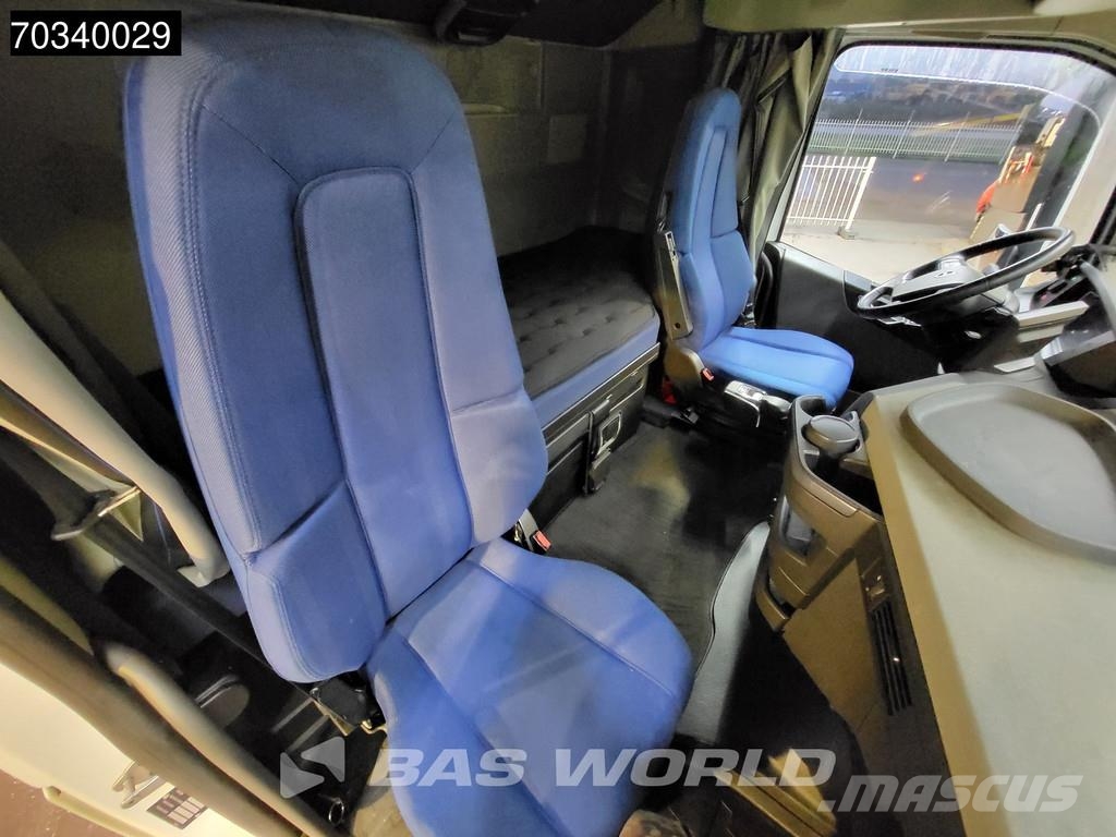 Volvo FH 500 4X2 XL 2xTanks Navi Standklima ACC Motrici e Trattori Stradali