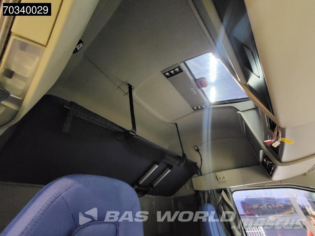 Volvo FH 500 4X2 XL 2xTanks Navi Standklima ACC Motrici e Trattori Stradali