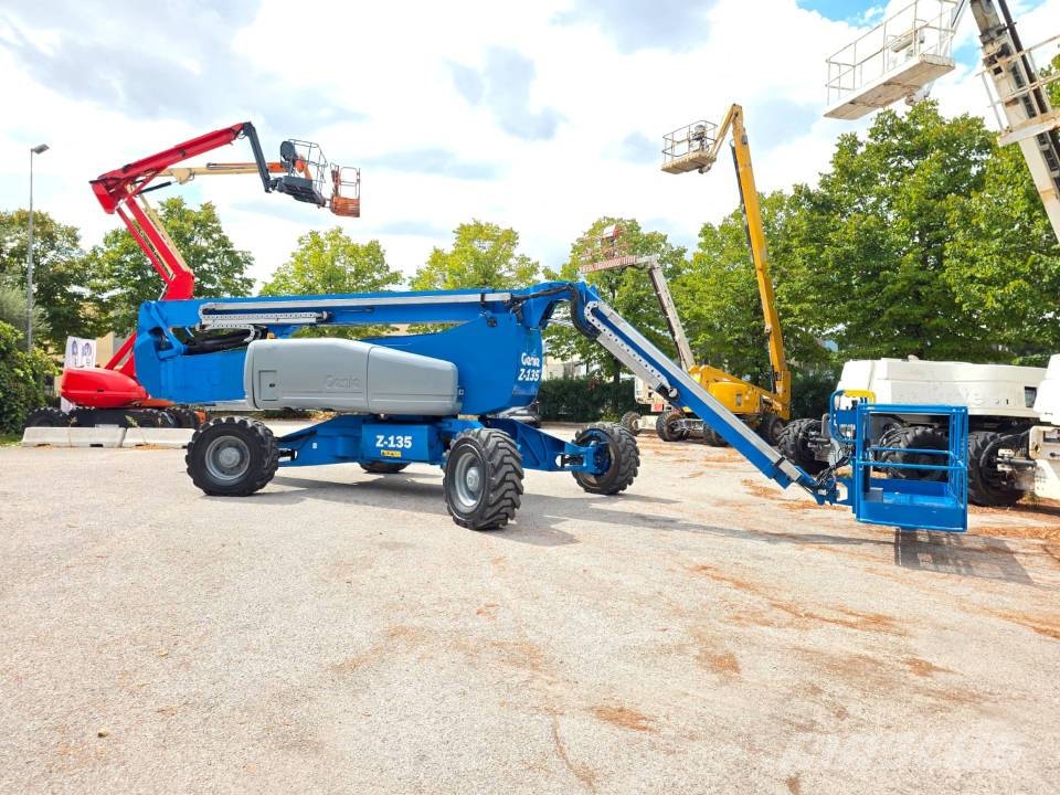 Genie Z 135/70 Elevadores braços articulados