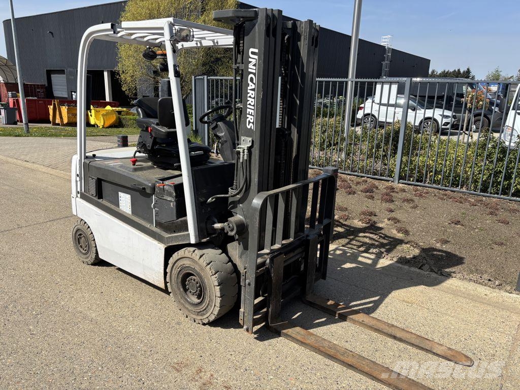 UniCarriers 1QL25Q HEFTRUCK ELEKTRISCH شاحنات ذات رافعات شوكية - أخرى