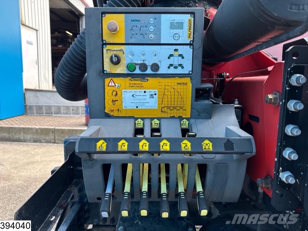 Iveco X-Way 360 6X4, EURO 6, Steel suspension, Palfinger 平板式/側卸式卡車